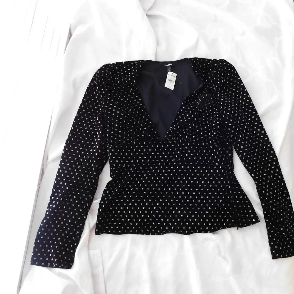 NWT - Express - Sexy Deep V-Neck Velvet Top with Sparkle, SZ: XS - Picture 3 of 10